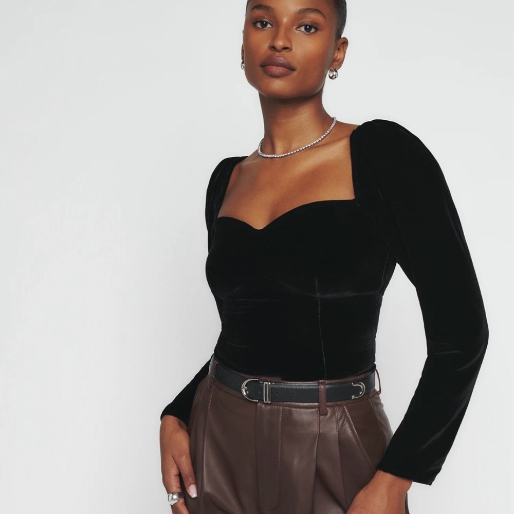 Reformation Monroe Velvet Top NWT Size 4
